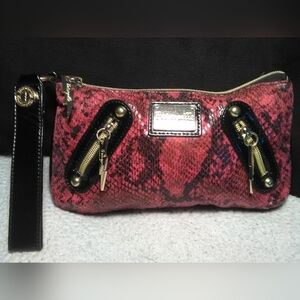VINTAGE BETSEYVILLE /BETSEY JOHNSON Pink & Black SnakeWristlet W/ GOLD DETAILS